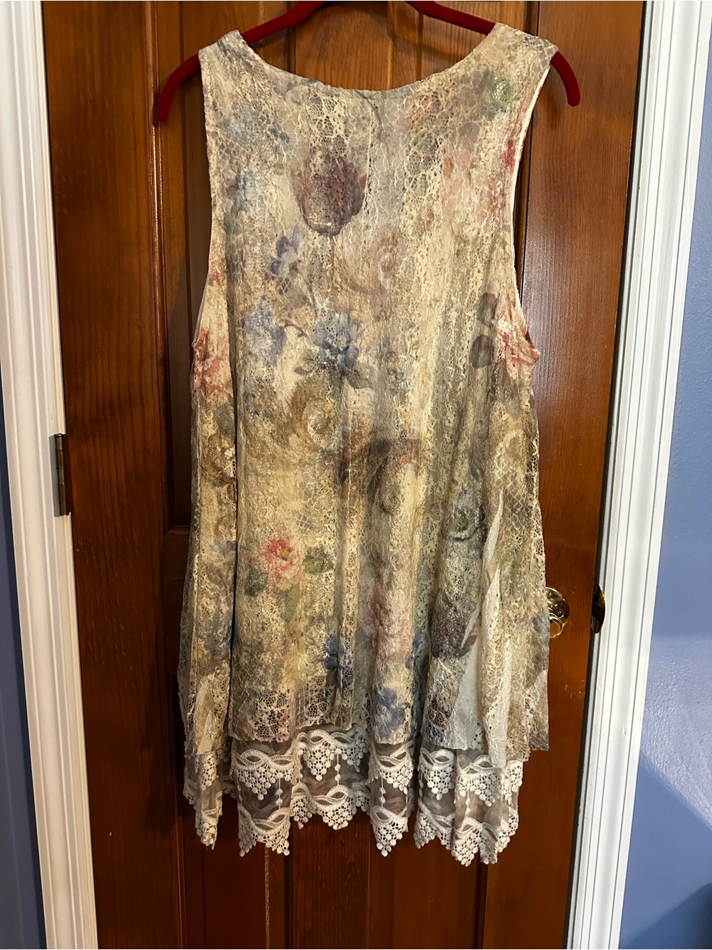 Sleeveless Floral Lace-Hem Tunic Top - Soft Beige Floral by S.O.L.A.N.C.E - Picture 5 of 6